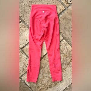 Women’s Lululemon Wunder Under HR Tight 21” Inseam Coral size 2